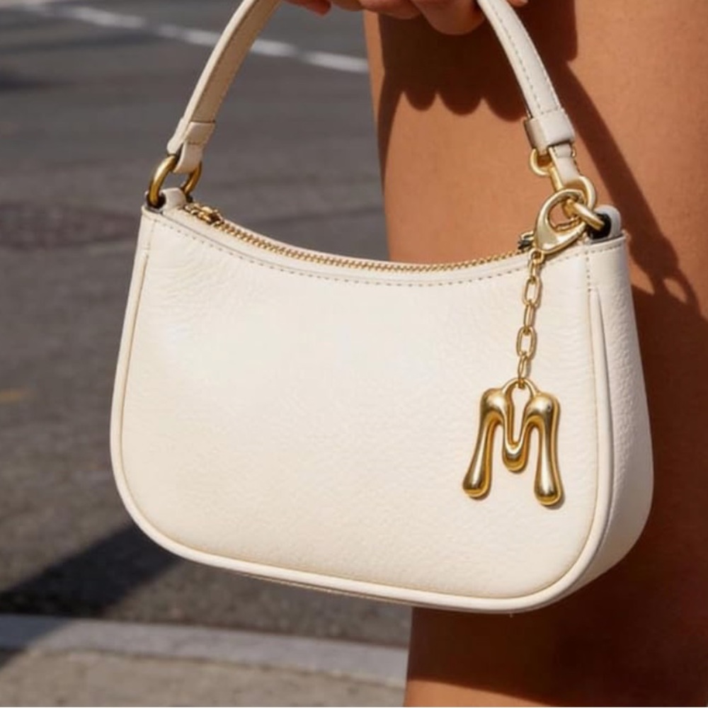 ALL LETTERS AVAILABLE❣️Bubble Letter Initial Bag Charm/ Keychain Gold NEW